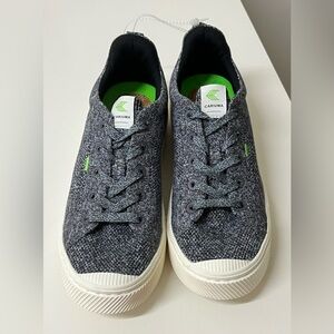 Men's 8.5 Women’s 10 Cariuma  Recycled Organic Cork Lined Brazilian Sneakers